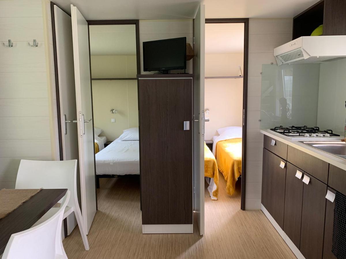 Camping De La Ferme Aux Anesses, Mobil Home Sofia2 Бресюр Екстериор снимка